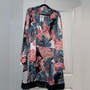 1
Martine Paisley Print Fringe Mini Wrap Dress
4X: 26-28 / Multicolor